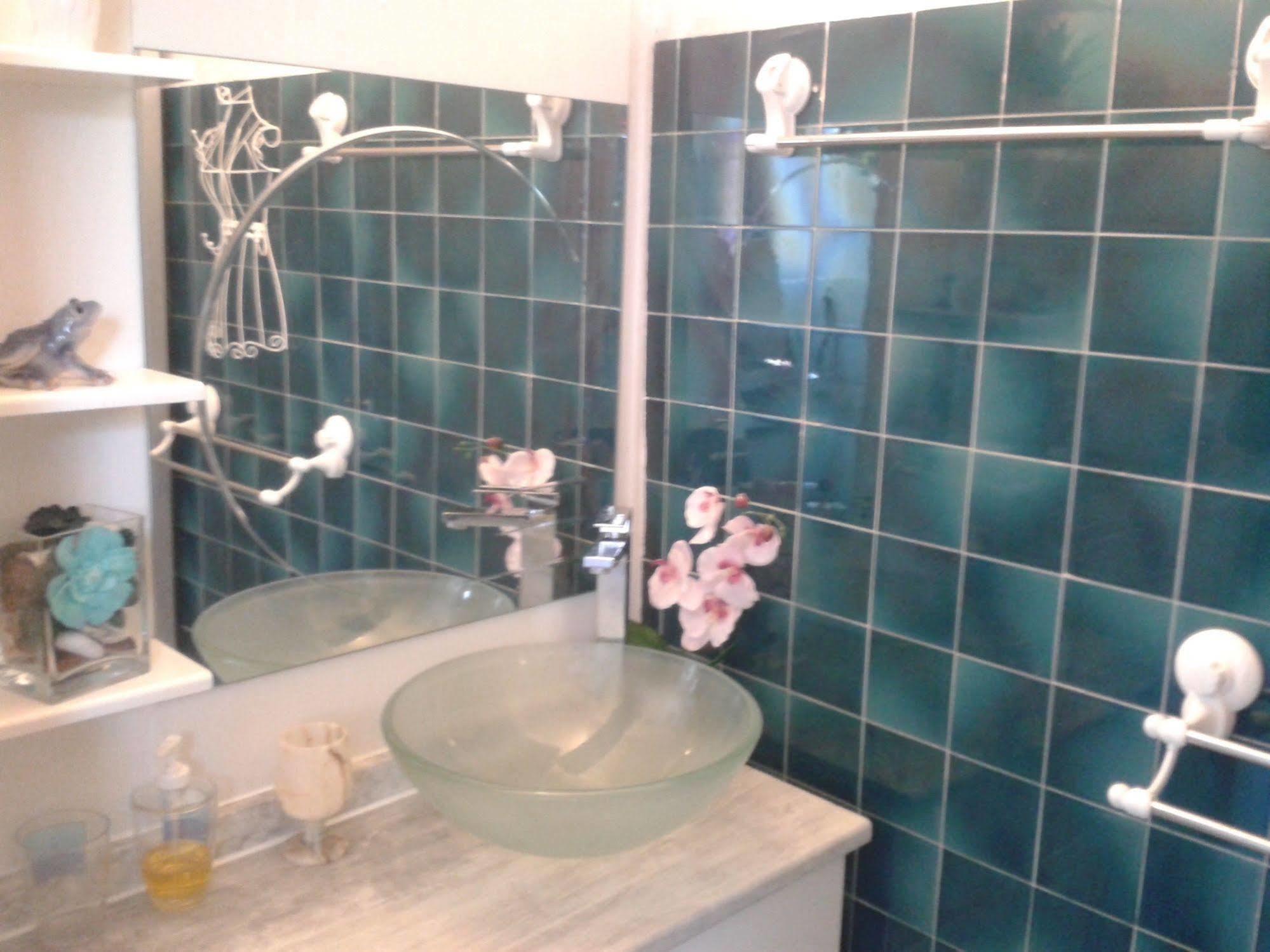 Appartement La Plage En Provence Льо Праде Екстериор снимка